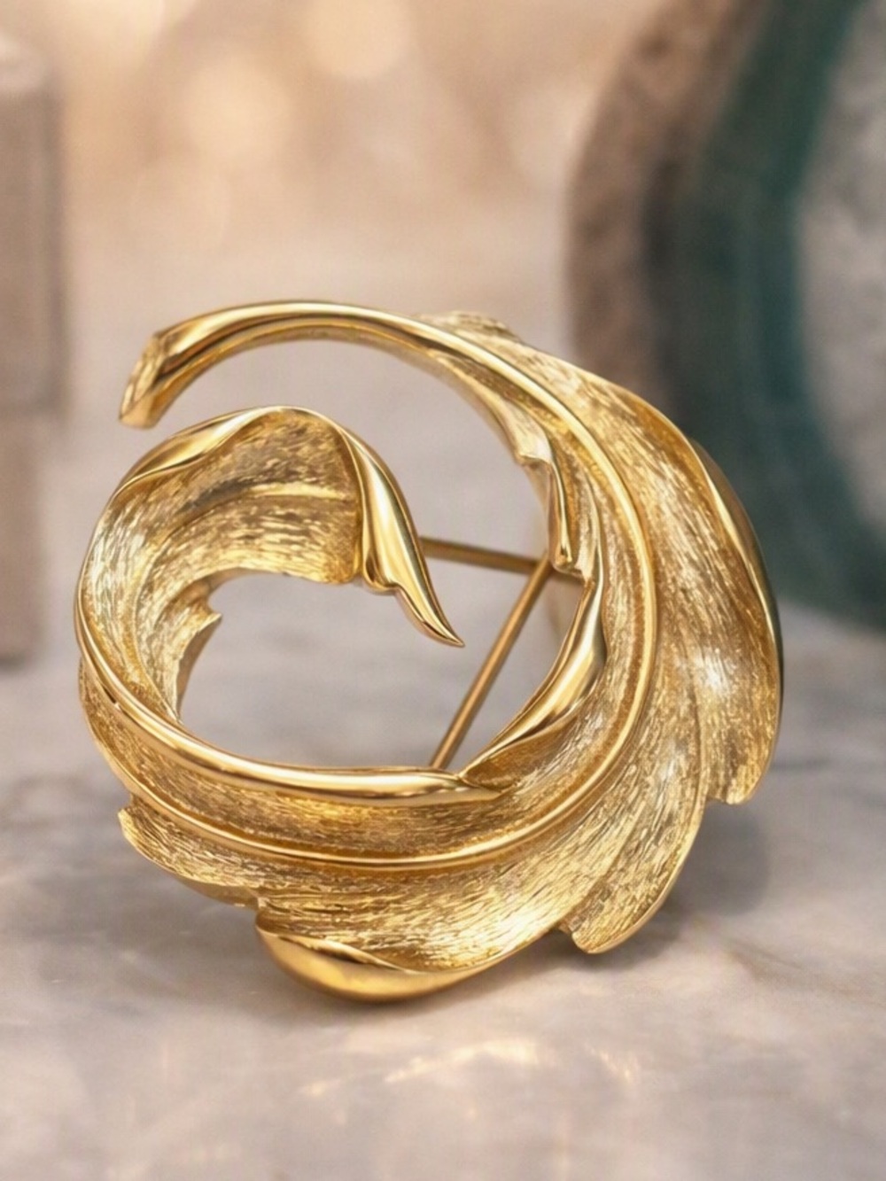 VTG Monet Signed Gold Swirl Leaf Brooch Pin • Perfect Fall/Holiday Vintage Gift